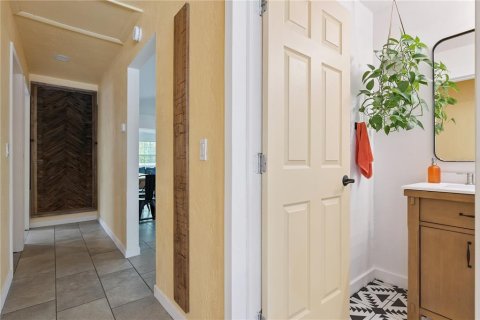 House in Holly Hill, Florida 4 bedrooms, 142.05 sq.m. № 2428713 - photo 27