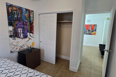 Appartement à louer à North Miami, Floride: 1 chambre, 215.16 m2 № 1966799 - photo 8