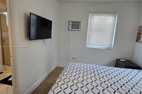 Appartement à louer à North Miami, Floride: 1 chambre, 215.16 m2 № 1966799 - photo 6