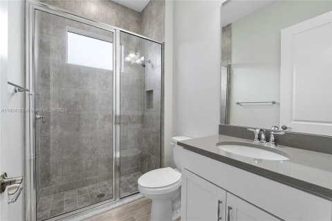 House in Westlake, Florida 5 bedrooms, 369.66 sq.m. № 2012836 - photo 12