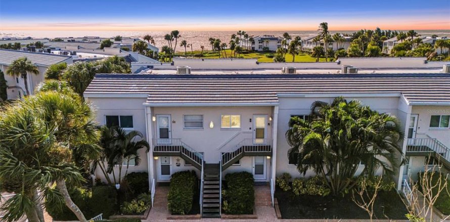 Condo in Longboat Key, Florida, 2 bedrooms  № 2099074