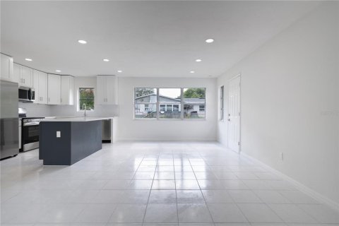 Villa ou maison à vendre à Orlando, Floride: 3 chambres, 108.97 m2 № 1869869 - photo 5