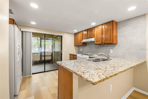 Condominio en alquiler en Oldsmar, Florida, 2 dormitorios, 85.84 m2 № 1819048 - foto 9