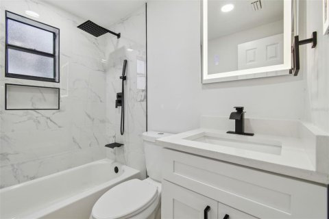 Villa ou maison à vendre à Tampa, Floride: 4 chambres, 106.65 m2 № 1803105 - photo 24
