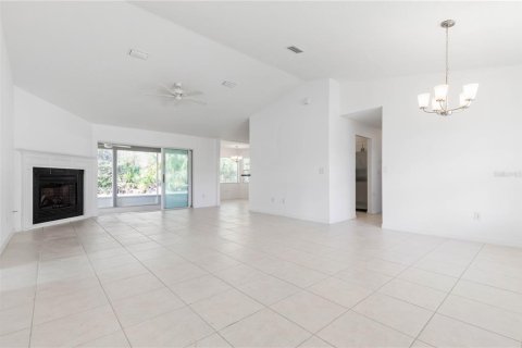 Villa ou maison à vendre à Palm Coast, Floride: 3 chambres, 154.78 m2 № 2413751 - photo 6