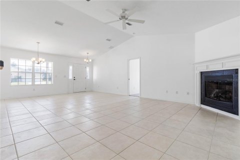 Villa ou maison à vendre à Palm Coast, Floride: 3 chambres, 154.78 m2 № 2413751 - photo 8