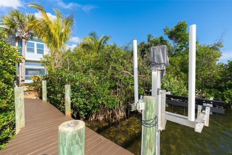House in Placida, Florida 3 bedrooms, 178 sq.m. № 2239856 - photo 21