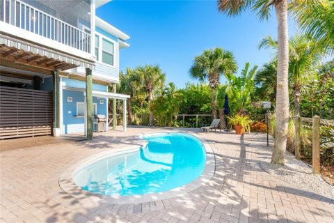 House in Placida, Florida 3 bedrooms, 178 sq.m. № 2239856 - photo 24