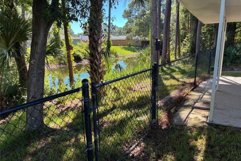 Casa en venta en Palm Coast, Florida, 3 dormitorios, 174.19 m2 № 2387723 - foto 10