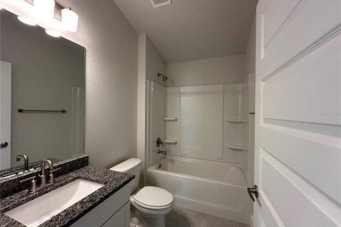 House in Oxford, Florida 4 bedrooms, 170.1 sq.m. № 2206533 - photo 21