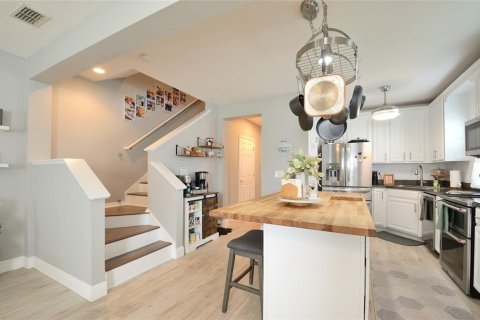 Adosado en venta en Celebration, Florida, 2 dormitorios, 133.78 m2 № 1912896 - foto 14