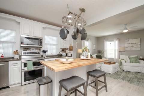 Adosado en venta en Celebration, Florida, 2 dormitorios, 133.78 m2 № 1912896 - foto 15