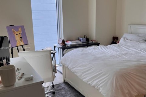 Condominio en alquiler en Miami, Florida, 3 dormitorios, 138.05 m2 № 2064478 - foto 13
