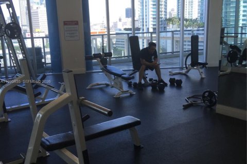 Condominio en alquiler en Miami, Florida, 3 dormitorios, 138.05 m2 № 2064478 - foto 17