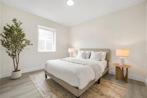 Casa en alquiler en Miami, Florida, 2 dormitorios, 123.93 m2 № 1942030 - foto 17