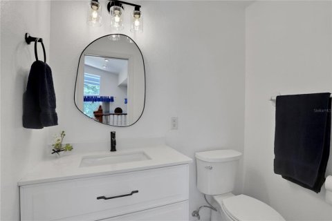 House in Winter Haven, Florida 5 bedrooms, 419.27 sq.m. № 1812915 - photo 20