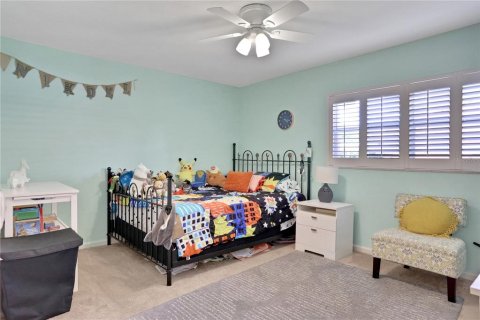 House in Winter Haven, Florida 5 bedrooms, 419.27 sq.m. № 1812915 - photo 26