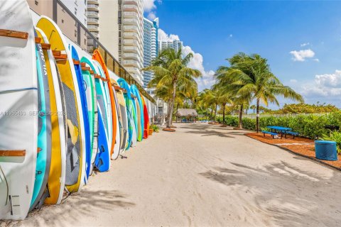 Copropriété à louer à Miami Beach, Floride: 2 chambres, 118.08 m2 № 2009677 - photo 30