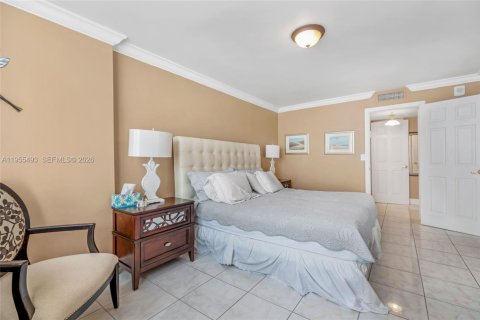 Copropriété à louer à Miami Beach, Floride: 2 chambres, 118.08 m2 № 2009677 - photo 17