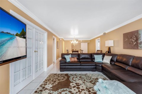 Copropriété à louer à Miami Beach, Floride: 2 chambres, 118.08 m2 № 2009677 - photo 8