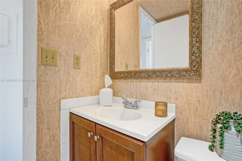 Copropriété à vendre à Pembroke Pines, Floride: 2 chambres, 91.04 m2 № 1847626 - photo 28