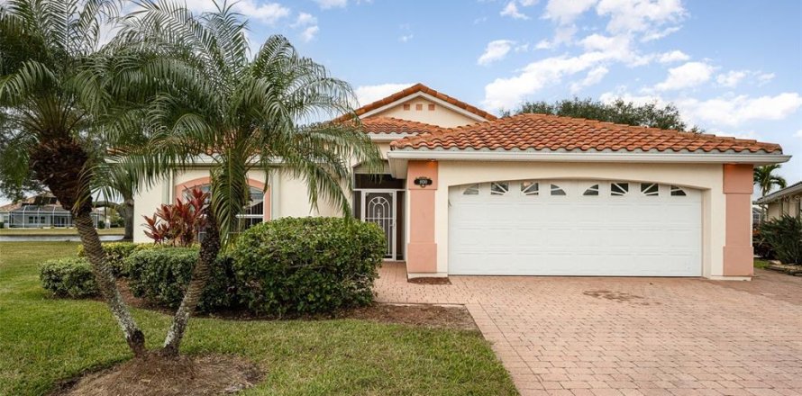 House in Rockledge, Florida 3 bedrooms, 170.94 sq.m. № 1522647