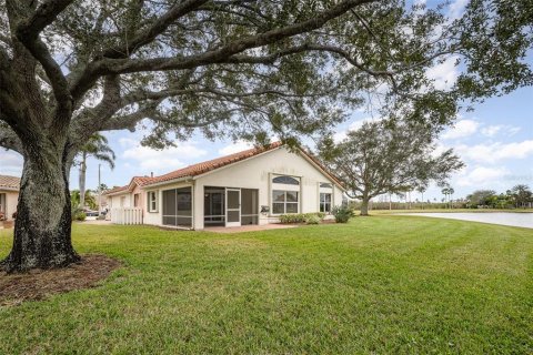 House in Rockledge, Florida 3 bedrooms, 170.94 sq.m. № 1522647 - photo 28