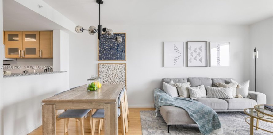 Condo à Miami, Floride, 1 chambre  № 2048526