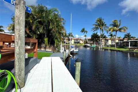 Villa ou maison à vendre à Stuart, Floride: 3 chambres, 126.16 m2 № 1947099 - photo 1