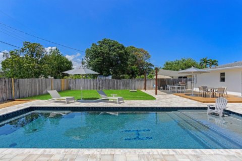 Villa ou maison à louer à Delray Beach, Floride: 2 chambres, 96.99 m2 № 2410719 - photo 18