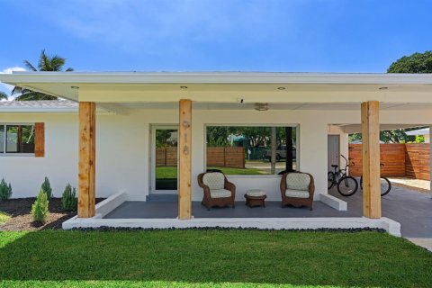 Villa ou maison à louer à Delray Beach, Floride: 2 chambres, 96.99 m2 № 2410719 - photo 3
