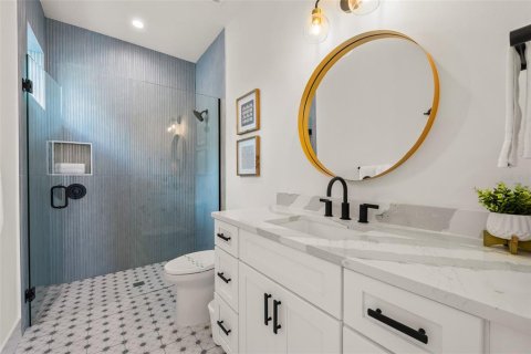Casa en venta en Sarasota, Florida, 8 dormitorios, 422.71 m2 № 1778327 - foto 25