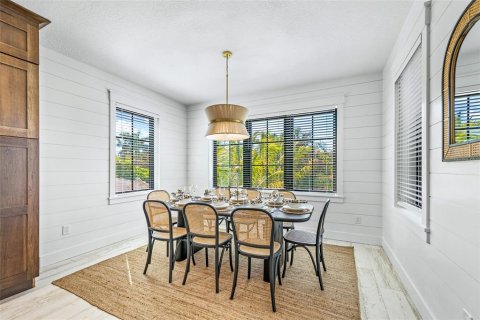 Casa en venta en Sarasota, Florida, 8 dormitorios, 422.71 m2 № 1778327 - foto 7