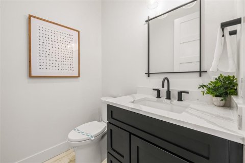 Casa en venta en Sarasota, Florida, 8 dormitorios, 422.71 m2 № 1778327 - foto 18