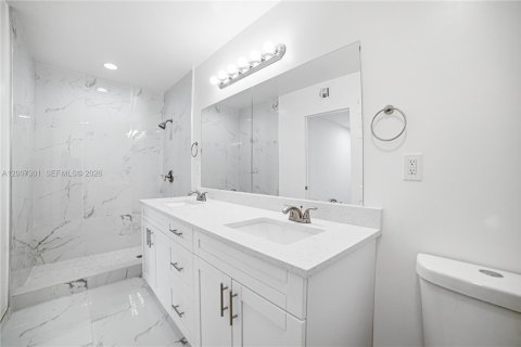 Villa ou maison à vendre à Tamarac, Floride: 5 chambres, 201.69 m2 № 2075328 - photo 24