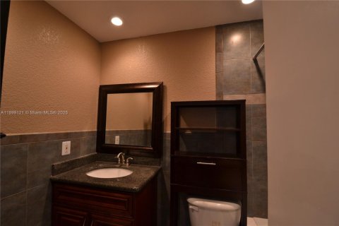 Condominio en alquiler en Coral Springs, Florida, 3 dormitorios, 121.14 m2 № 1951066 - foto 13