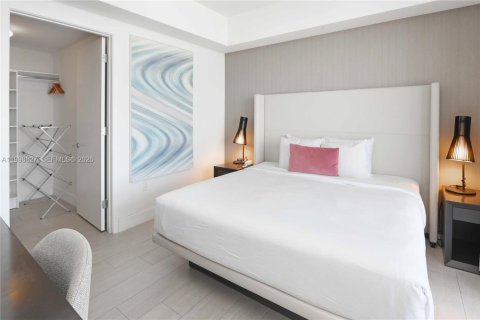 Condo in Hollywood, Florida, 3 bedrooms № 2188504 - photo 19
