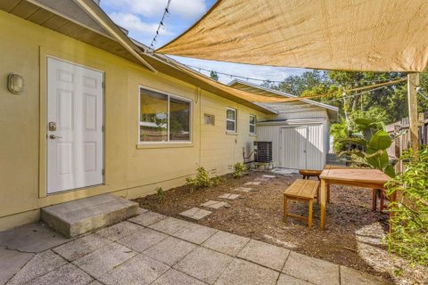 House in Saint Petersburg, Florida 4 bedrooms, 172.61 sq.m. № 1732632 - photo 29