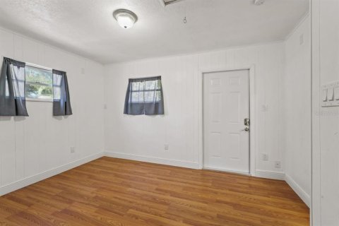House in Saint Petersburg, Florida 4 bedrooms, 172.61 sq.m. № 1732632 - photo 13