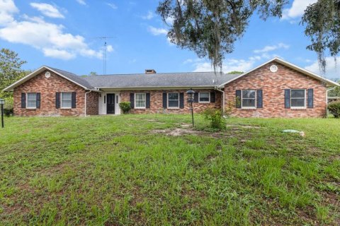 Casa en venta en Lecanto, Florida, 3 dormitorios, 235.69 m2 № 1787318 - foto 1