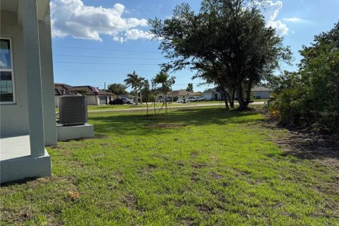 Villa ou maison à vendre à Punta Gorda, Floride: 5 chambres, 249.54 m2 № 2195858 - photo 20