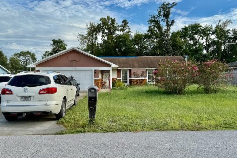 Villa ou maison à vendre à Spring Hill, Floride: 3 chambres, 154.59 m2 № 1912635 - photo 1