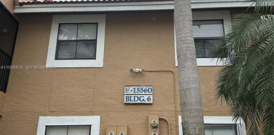 Apartamento en Miami, Florida 1 dormitorio, 54.63 m2 № 2010699