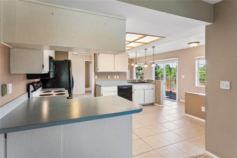 Villa ou maison à vendre à Holiday, Floride: 2 chambres, 170.57 m2 № 2099832 - photo 20