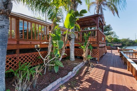 Villa ou maison à vendre à Holiday, Floride: 2 chambres, 170.57 m2 № 2099832 - photo 11