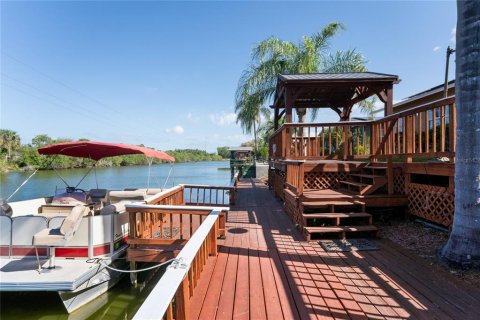 Villa ou maison à vendre à Holiday, Floride: 2 chambres, 170.57 m2 № 2099832 - photo 12