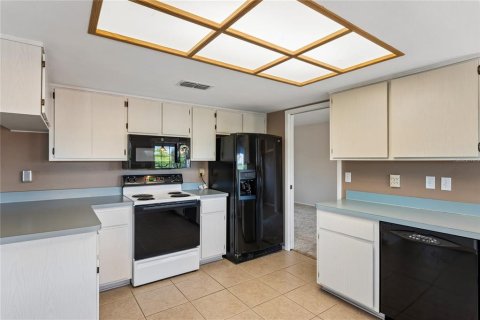 Villa ou maison à vendre à Holiday, Floride: 2 chambres, 170.57 m2 № 2099832 - photo 22