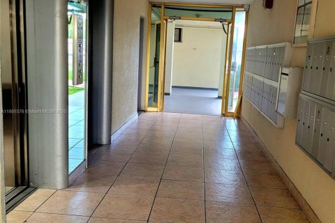 Copropriété à vendre à Aventura, Floride: 2 chambres, 100.61 m2 № 1983318 - photo 19