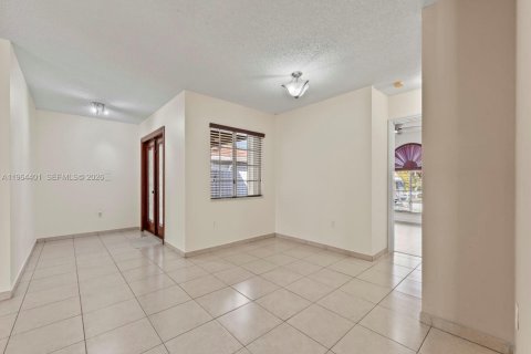 Купить виллу или дом в Майами, Флорида 3 спальни, 147.25м2, № 2027196 - фото 6