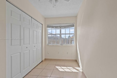 Купить виллу или дом в Майами, Флорида 3 спальни, 147.25м2, № 2027196 - фото 13